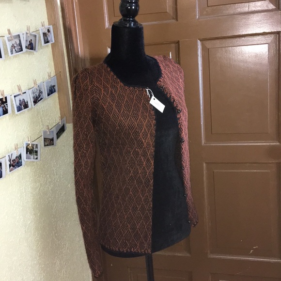 Beautiful Handmade Cardigan - Picture 5 of 8
